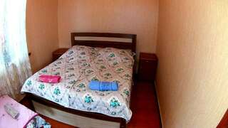 Гостевой дом Guesthouse Boboti Мартвили Бюджетный двухместный номер с 1 кроватью или 2 отдельными кроватями-2
